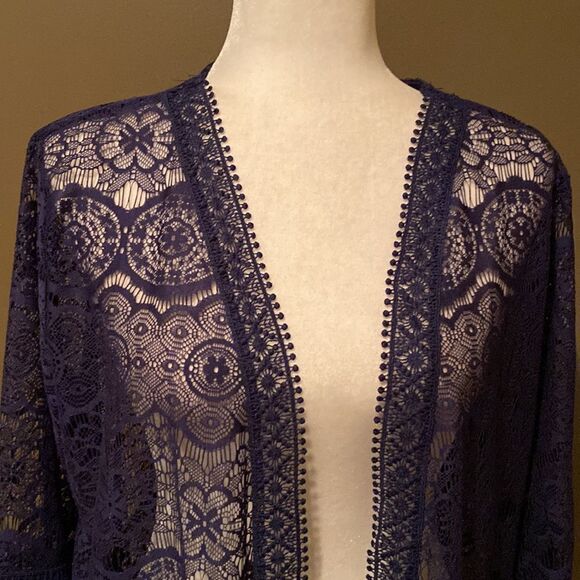 Signature Studio Navy Kimono - Picture 5 of 11